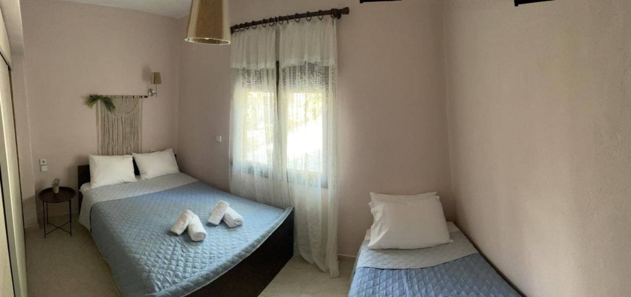 Гостьовий будинок Theodoras House Nea Iraklitsa Екстер'єр фото